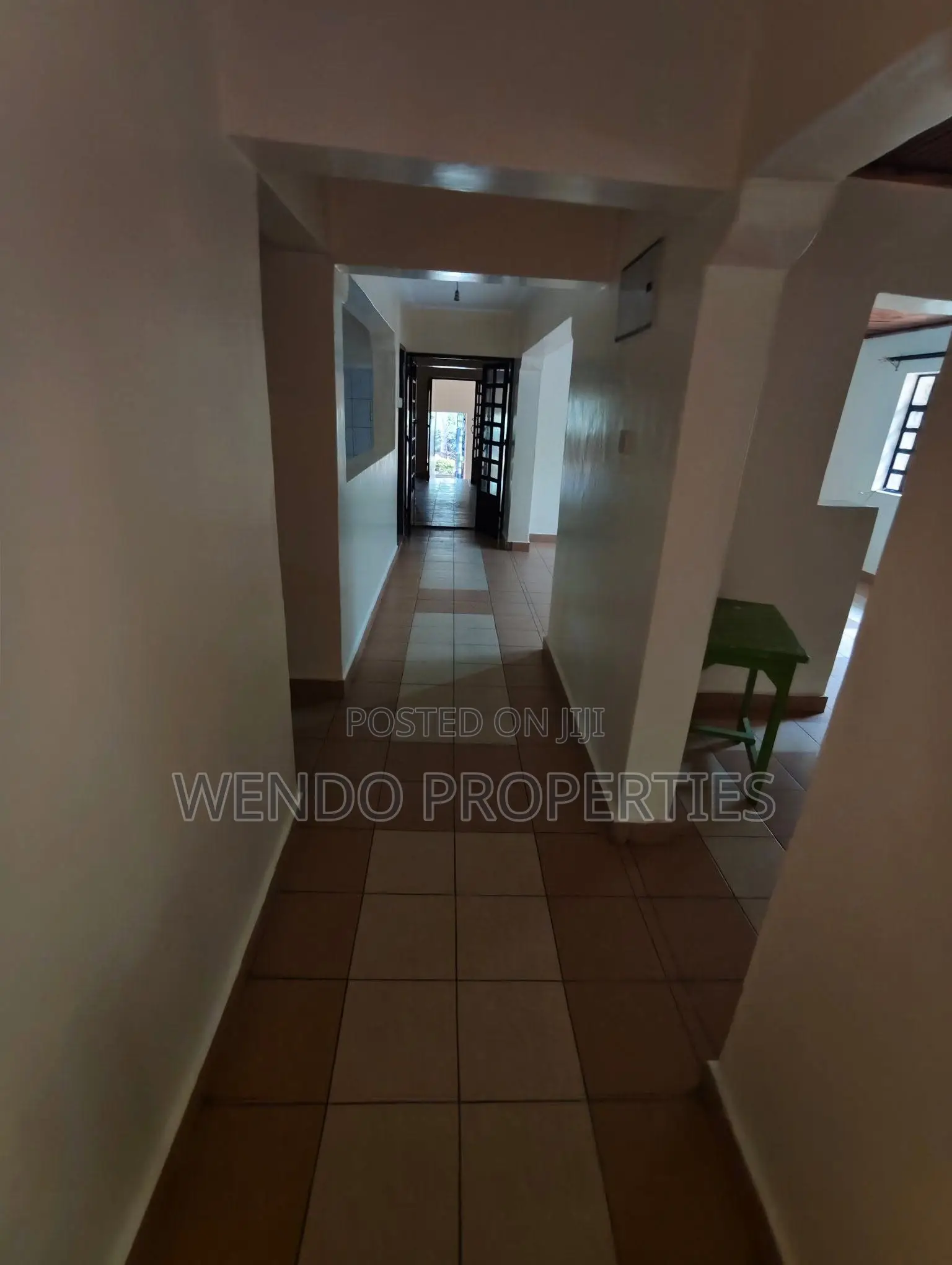 5bdrm Bungalow in Ngong CBD for rent