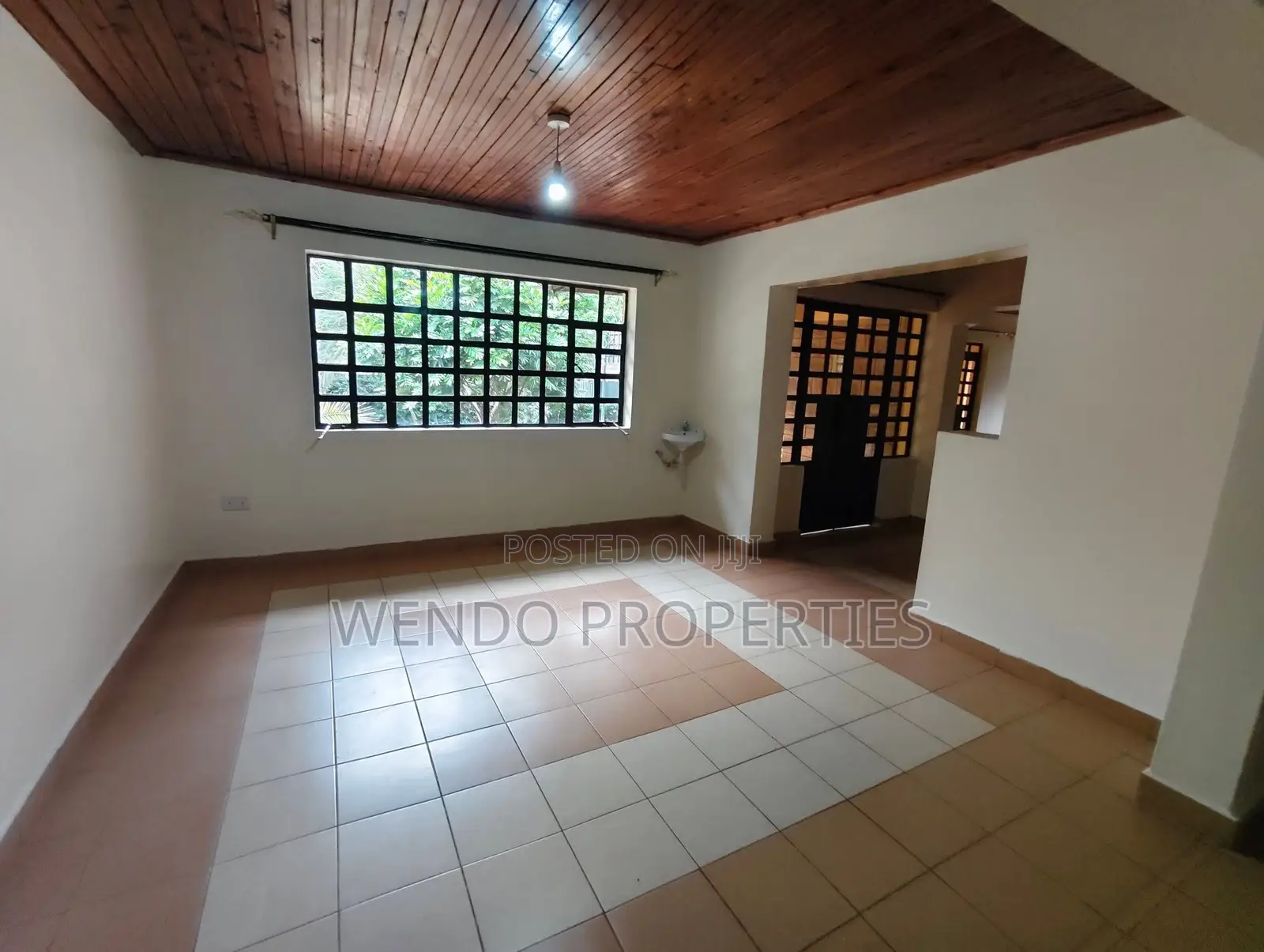 5bdrm Bungalow in Ngong CBD for rent