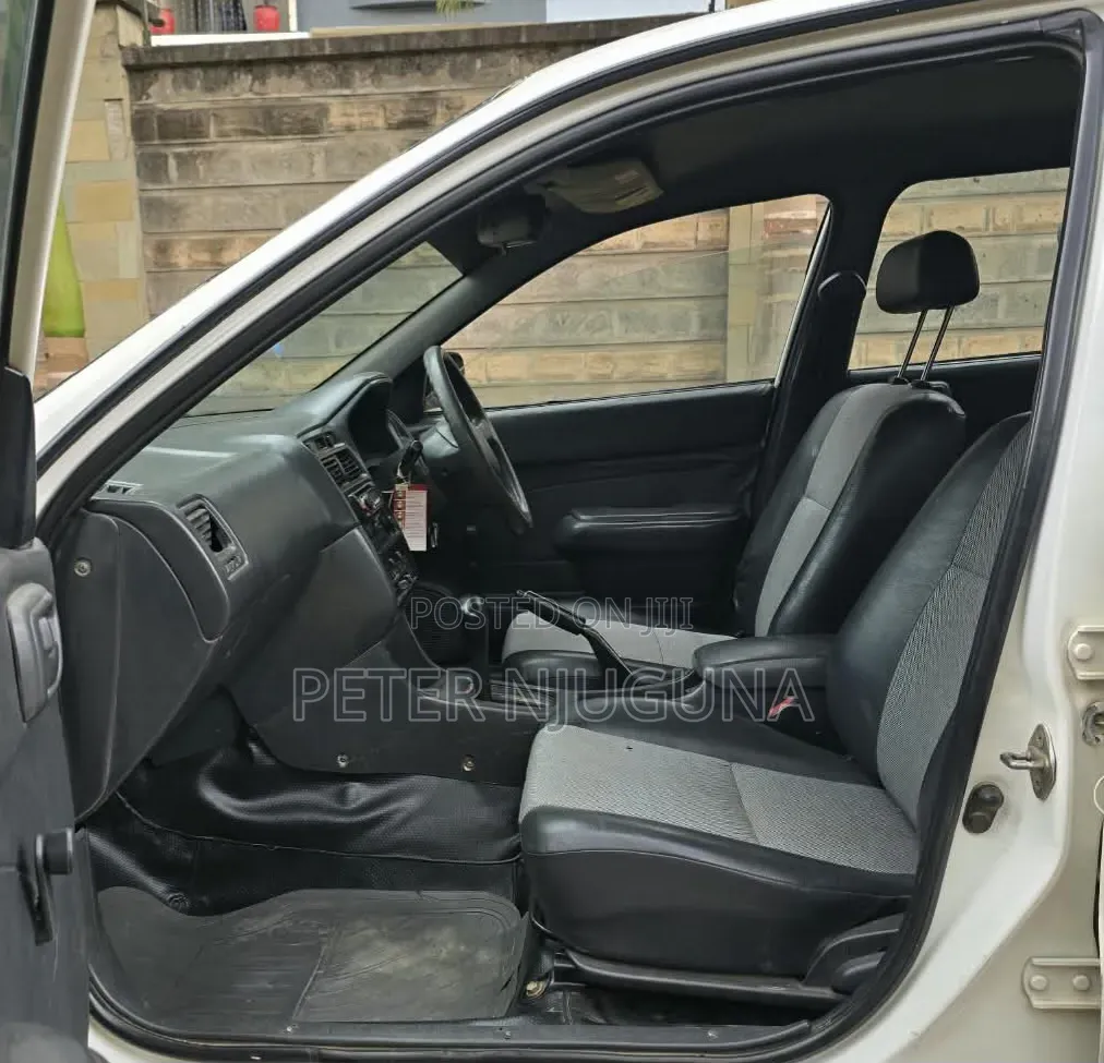 Toyota Caldina 2004 White