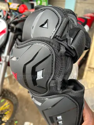 Motorcycle Knee Guards – Protective Riding Gear
