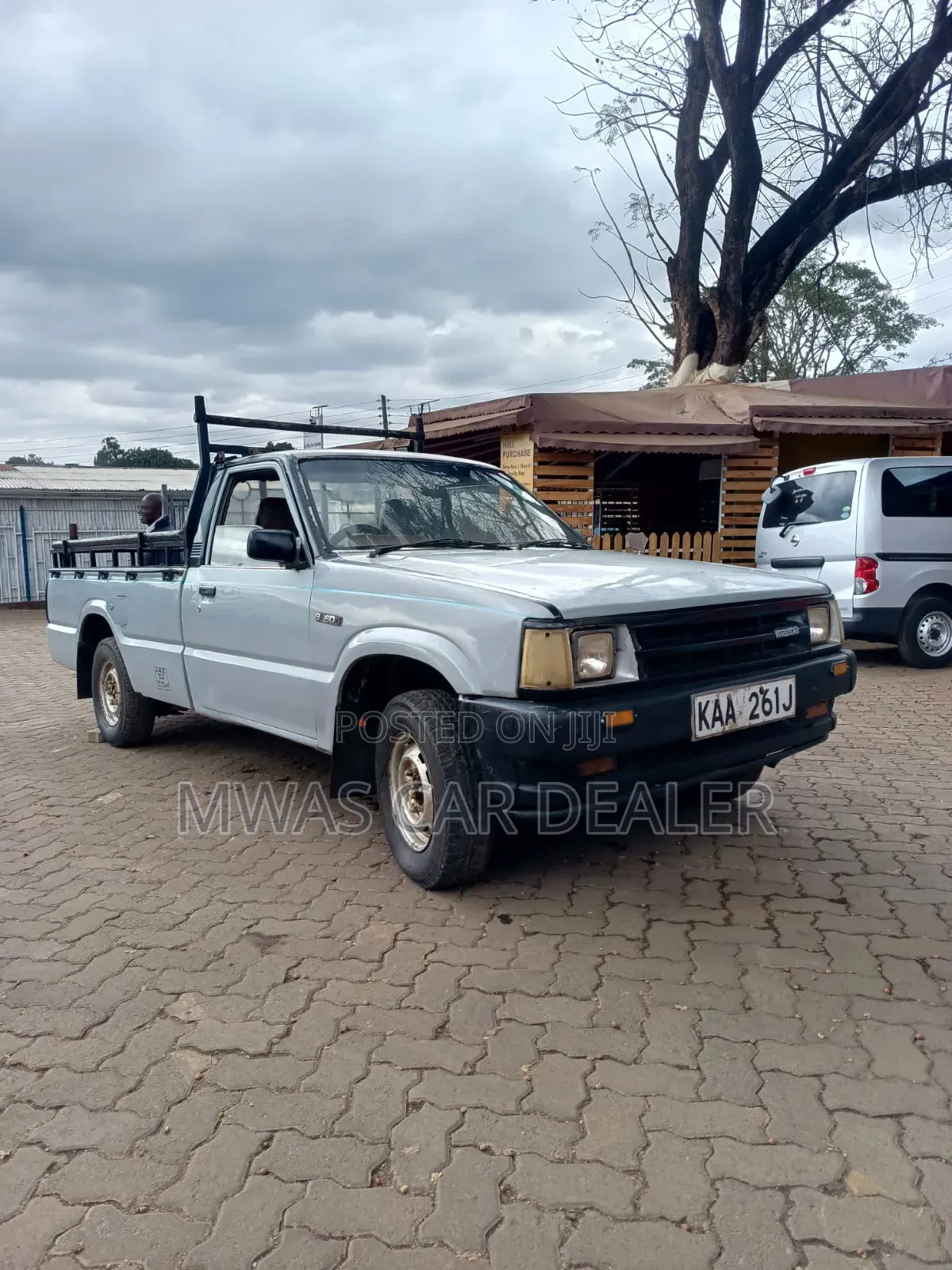 Mazda B-series 1989 Gray