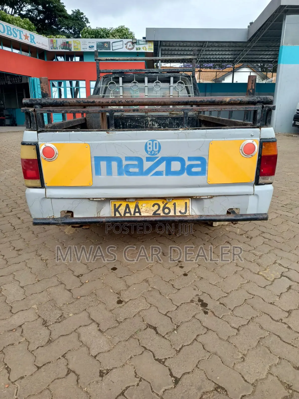 Mazda B-series 1989 Gray