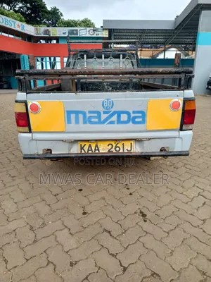 Mazda B-series 1989 Gray