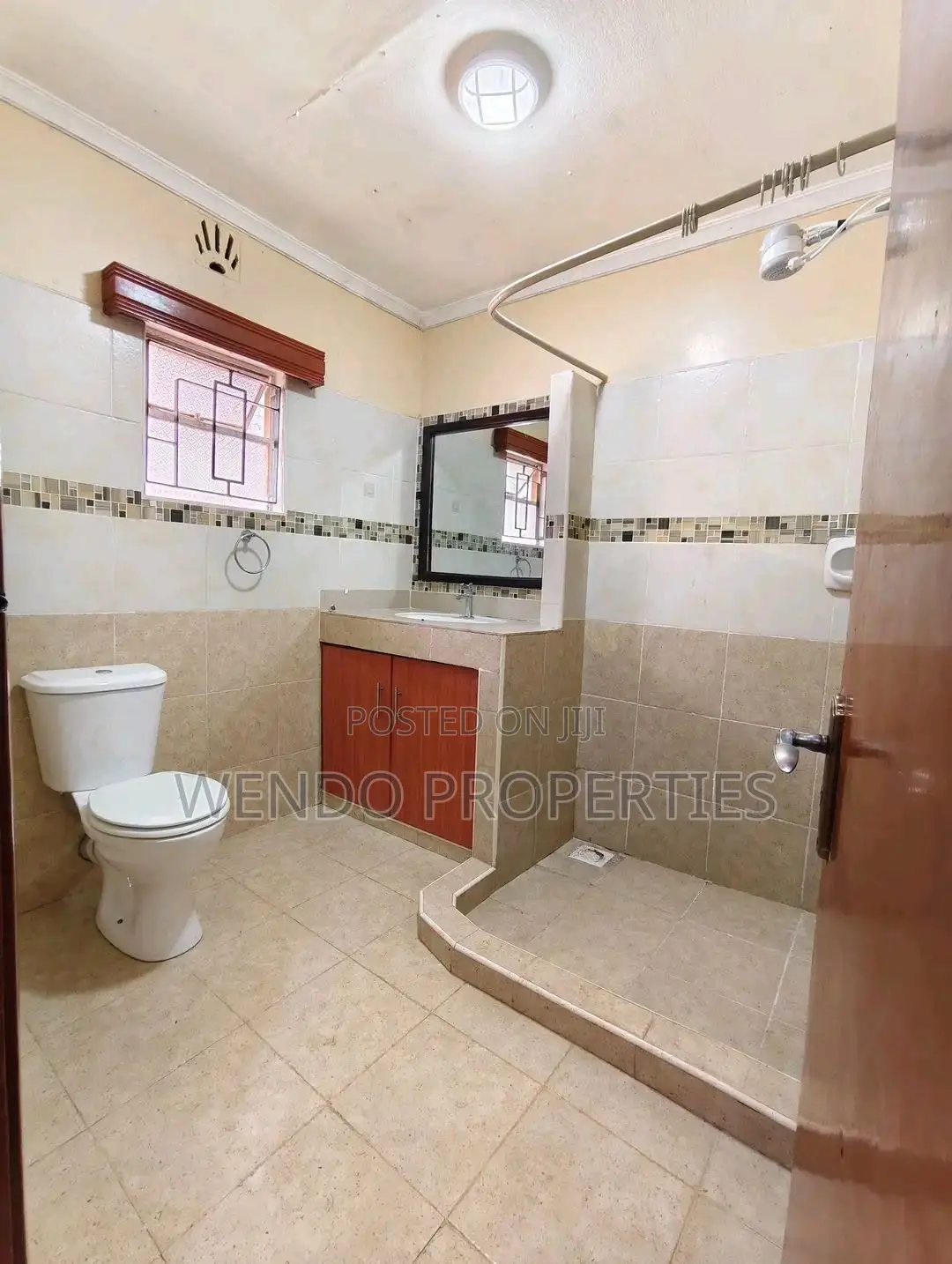 4bdrm Bungalow in Ngong CBD for rent