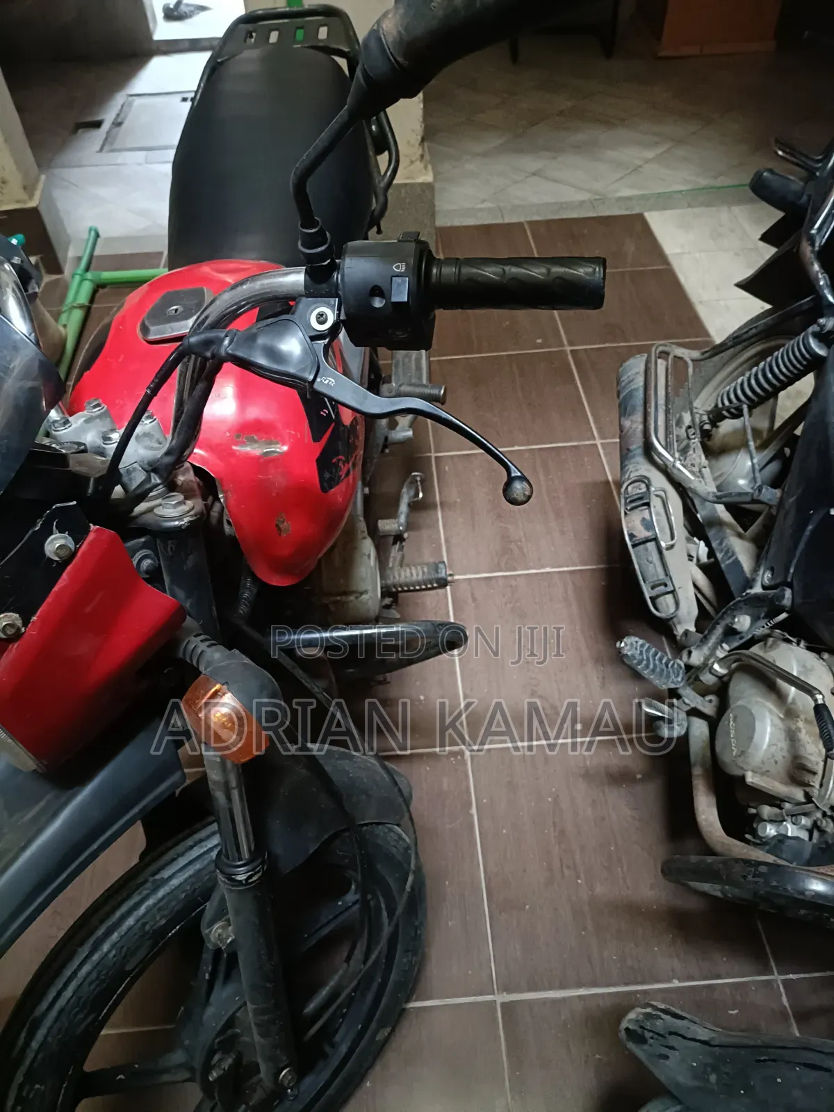 Bajaj Boxer 150 UG 2021 Red