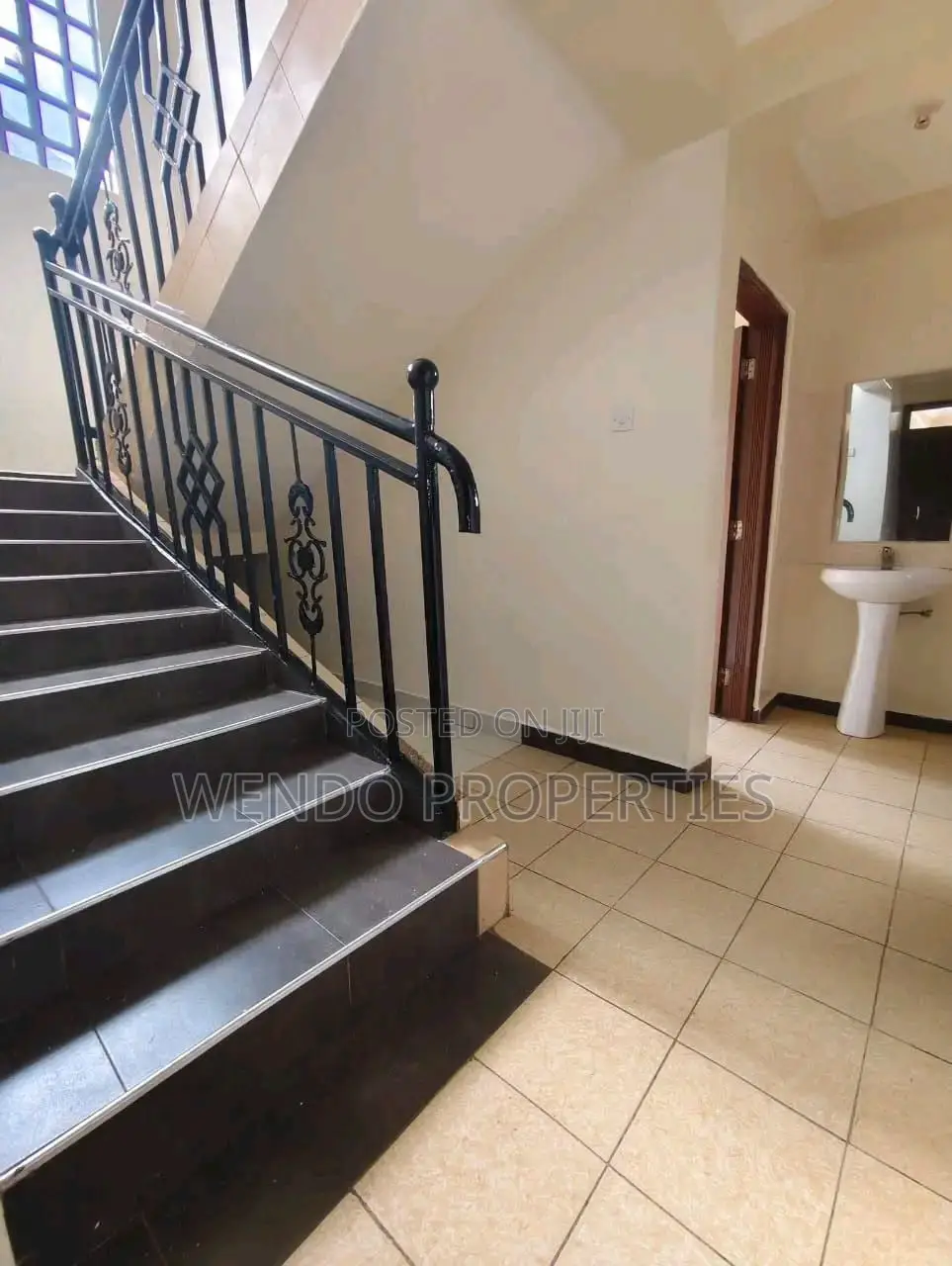 4bdrm Villa in Ol Keri for rent