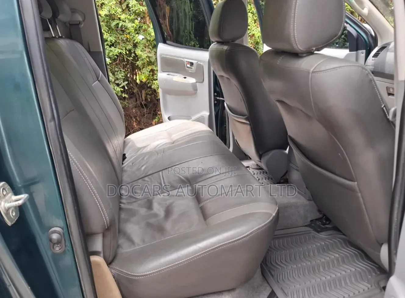 Toyota Hilux 2011 Green