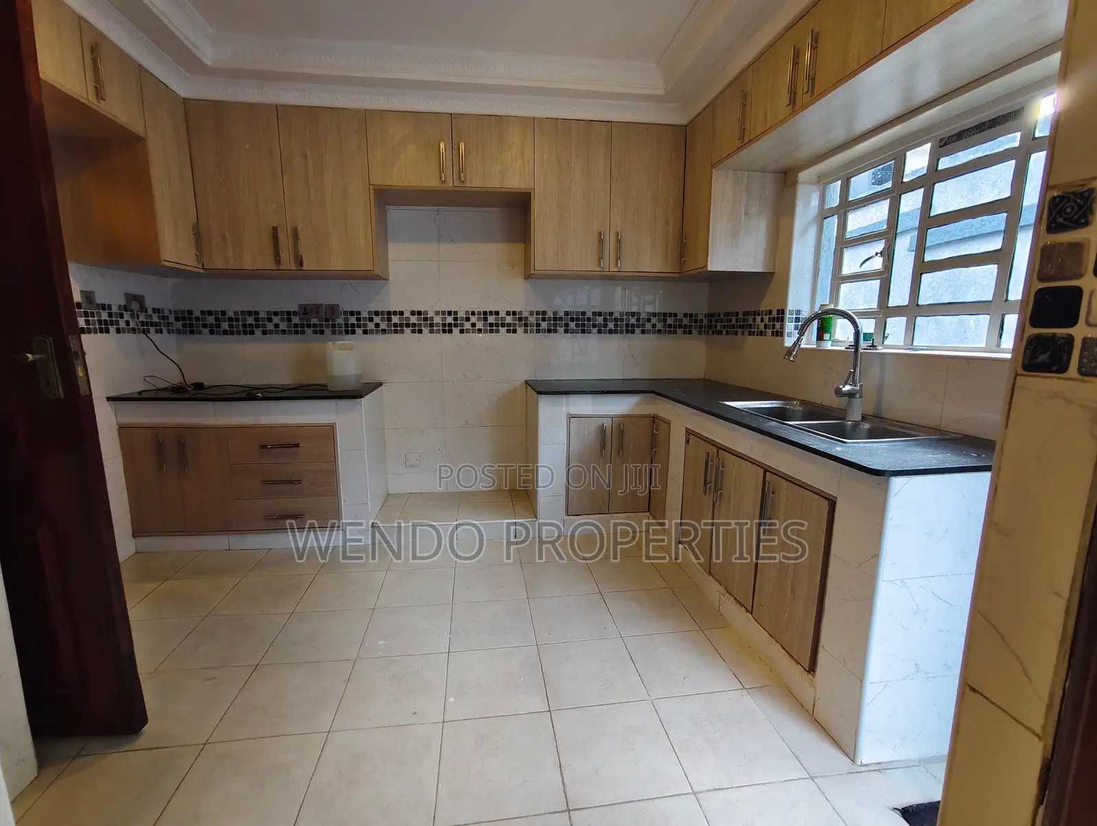 3bdrm Bungalow in Ngong CBD for rent