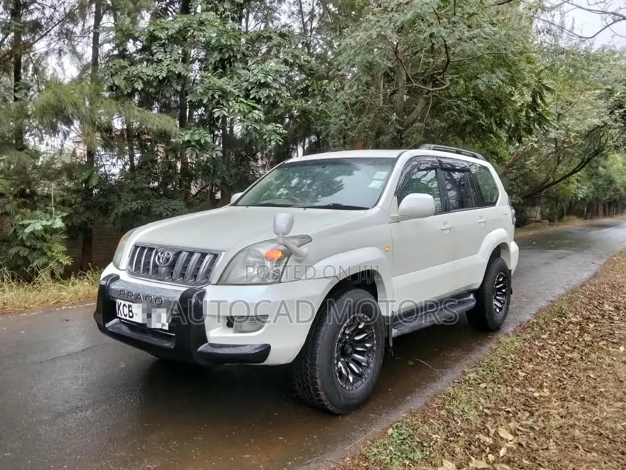 Toyota Land Cruiser Prado 2007 White
