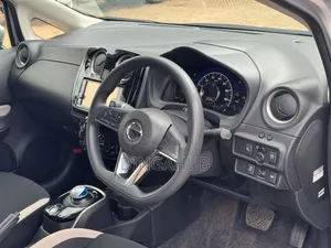 Nissan Note 1.2 Hybrid 2019 Silver