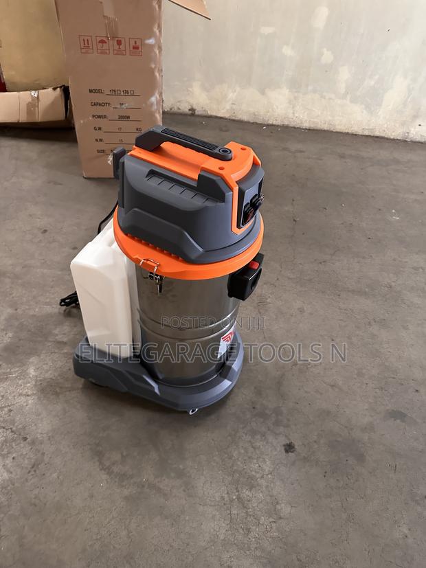 Heavy Commercial Sunshine Italy Spray Vacuum Cleaner - thumbnail 2