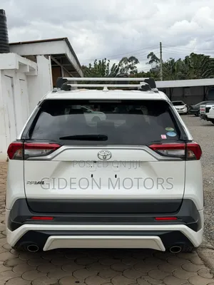 Toyota RAV4 2020 White