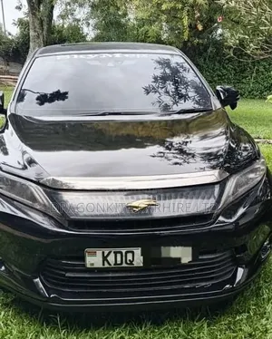 5 Seater Toyota Harrier for Hire/Rent