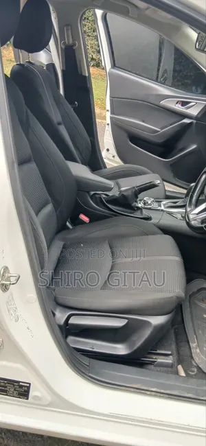 Mazda Axela 2017 White