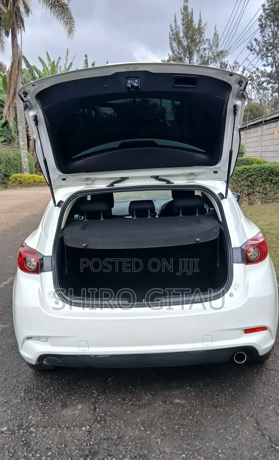 Mazda Axela 2017 White