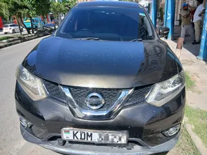 Nissan X-Trail 2015 Gold