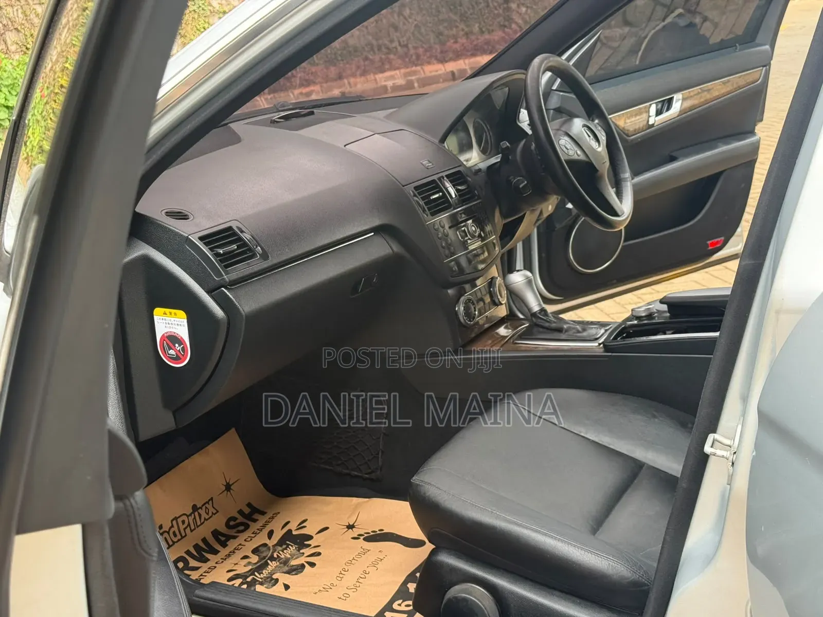 Mercedes-Benz C200 2009 Silver