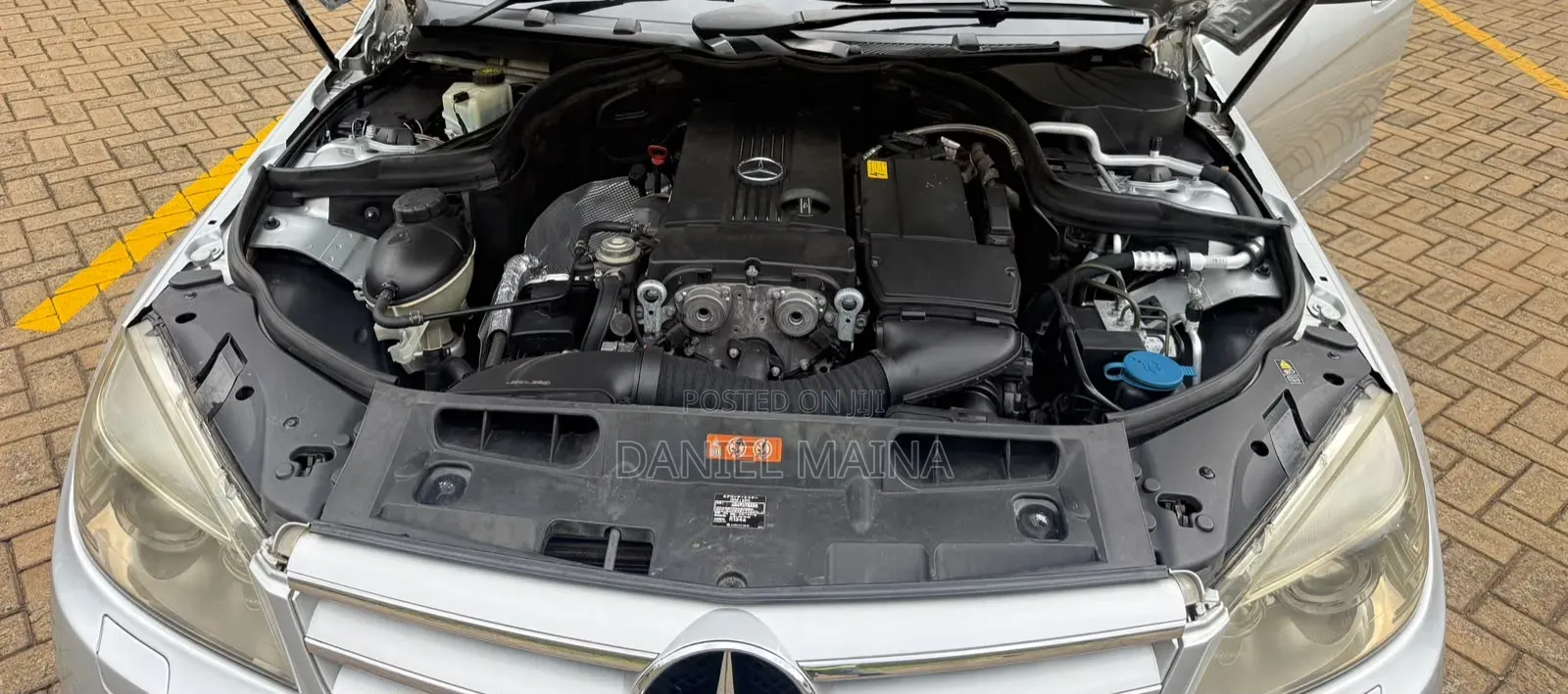 Mercedes-Benz C200 2009 Silver