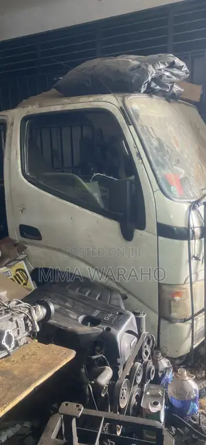 Cabin Toyota Dyna