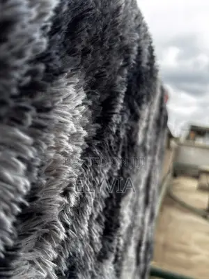 Grey Shaggy Carpet