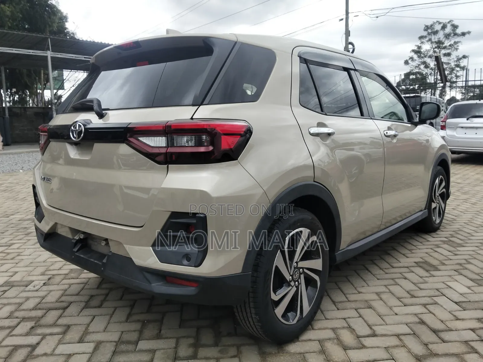 Toyota Raize 1.0 FWD 2020 Beige