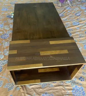 Coffee Table With 2 Stools
