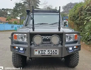 Toyota Land Cruiser 2014 Gray