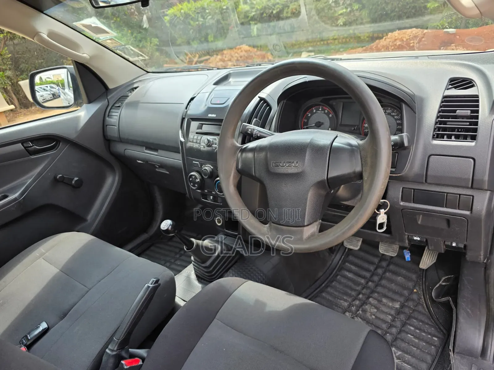Isuzu D-MAX 2021 Gray