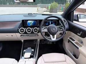 Mercedes-Benz B-Class B180 Petrol 2019 Silver
