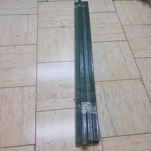 Corner Post for Electric and Razor Wire Fencing, Strainer Posts