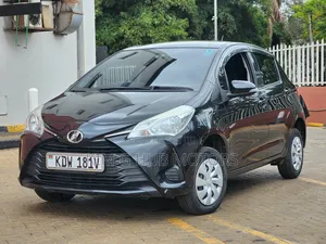 Toyota Vitz 1.0 FWD 5dr 2018 Black