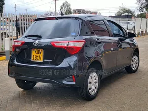 Toyota Vitz 1.0 FWD 5dr 2018 Black