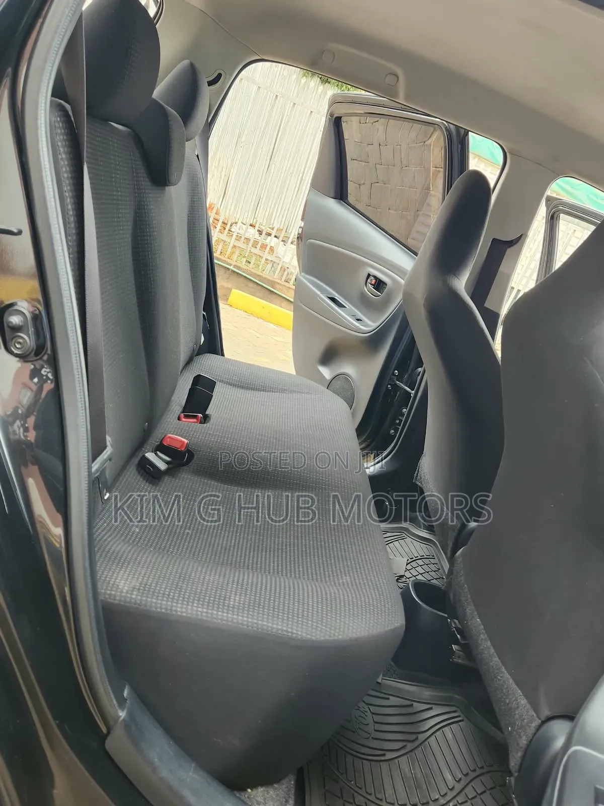 Toyota Vitz 1.0 FWD 5dr 2018 Black