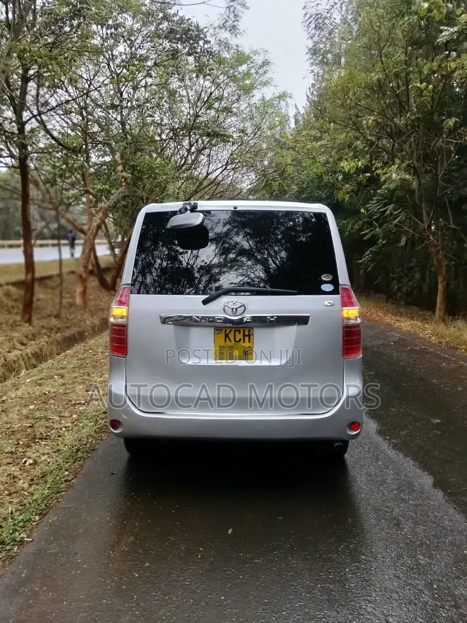 Toyota Noah 2008 Silver