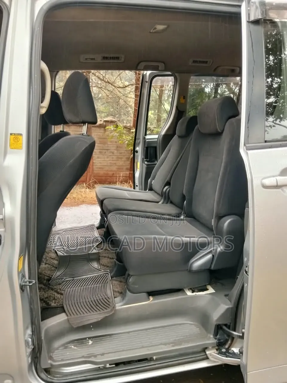 Toyota Noah 2008 Silver