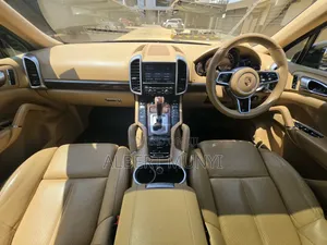 Porsche Cayenne 2015 Black