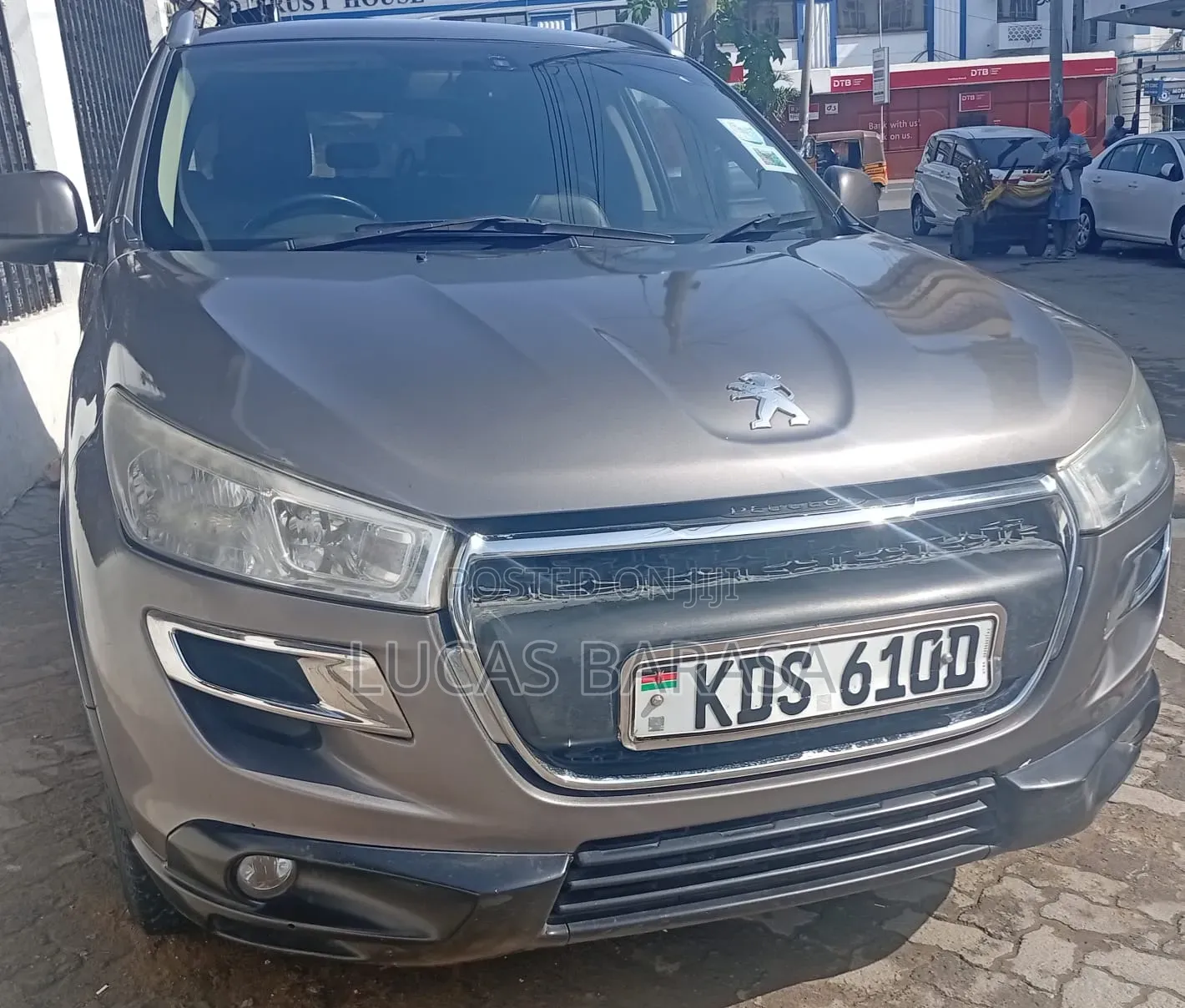 Peugeot 5008 2016 Gray