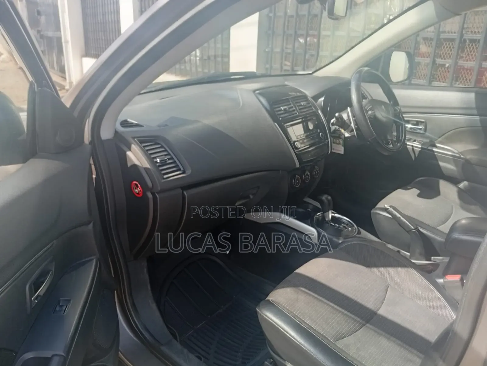 Peugeot 5008 2016 Gray