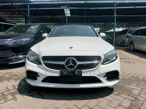 Mercedes-Benz C200 2021 White