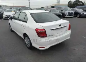 Toyota Axio 1.5 Hybrid 2WD 2020 White
