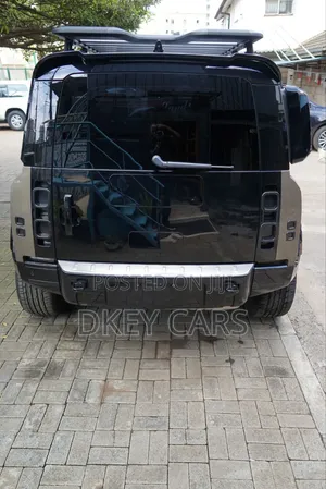 Land Rover Defender 2023 Gray