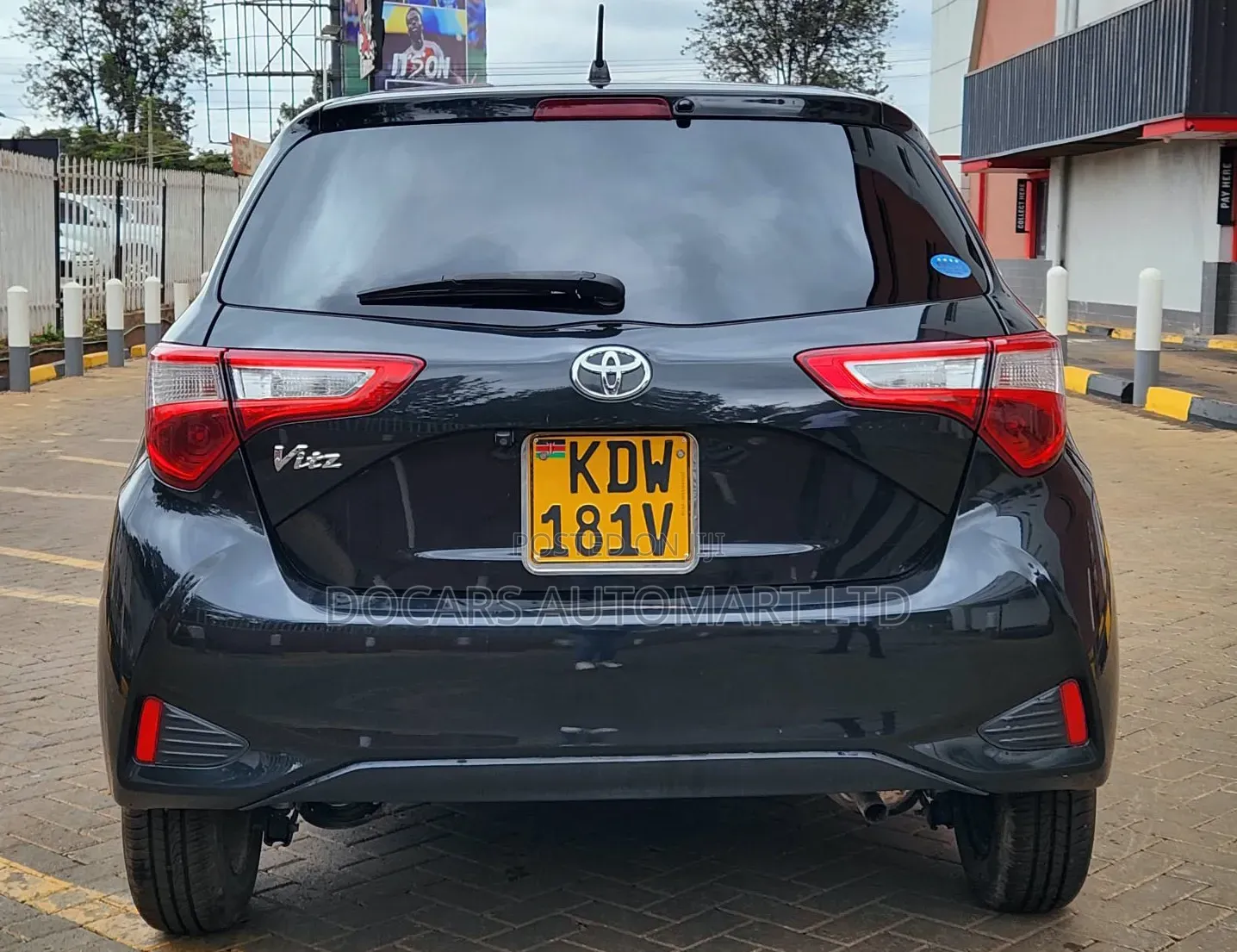 Toyota Vitz 2018 Black
