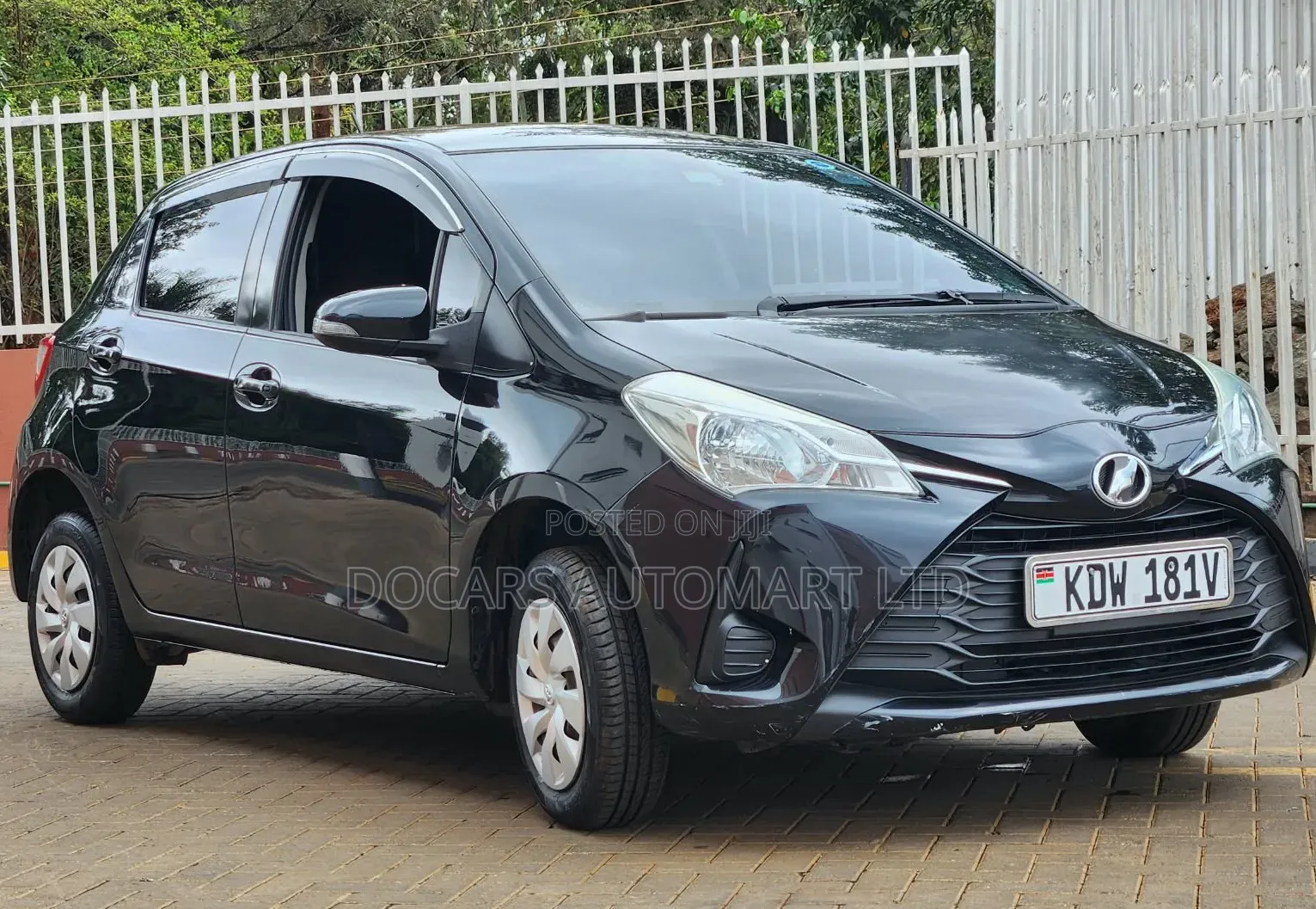 Toyota Vitz 2018 Black