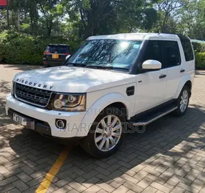 Land Rover Discovery 2015 White