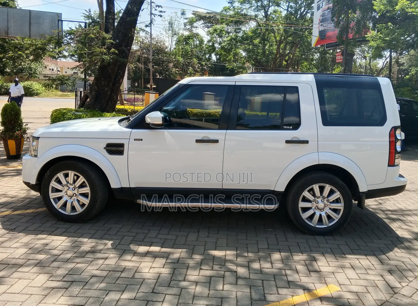 Land Rover Discovery 2015 White