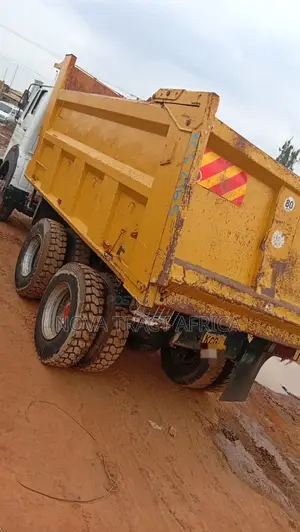 Heavy-Duty Tata