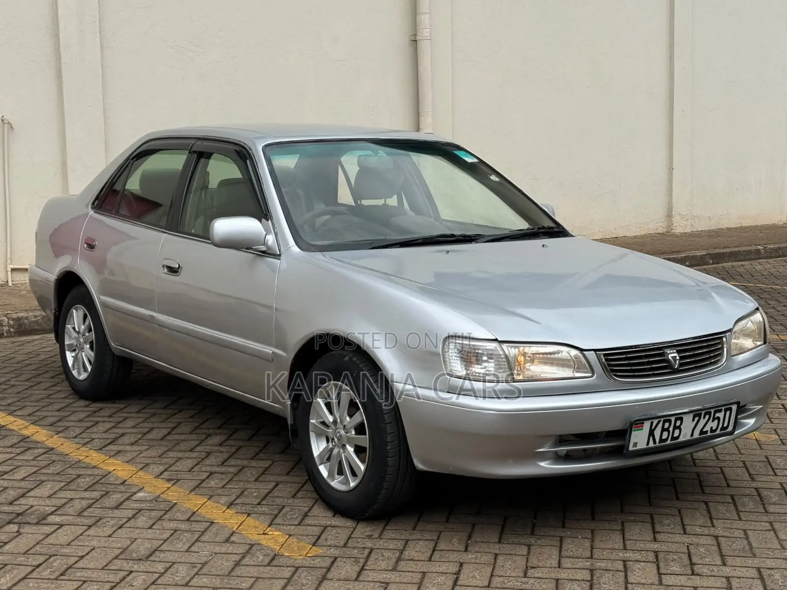 Toyota Corolla 1999 Silver