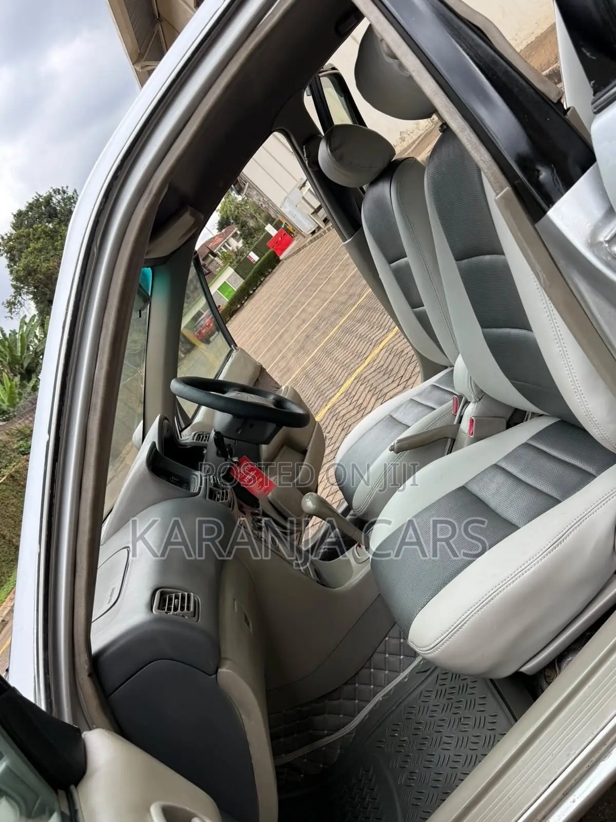 Toyota Corolla 1999 Silver