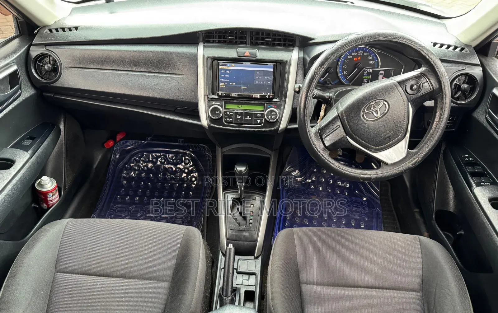Toyota Corolla Fielder 1.5 Hybrid FWD 2016 Silver