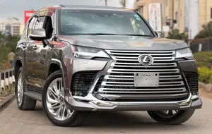 Lexus LX 600 2022 Silver